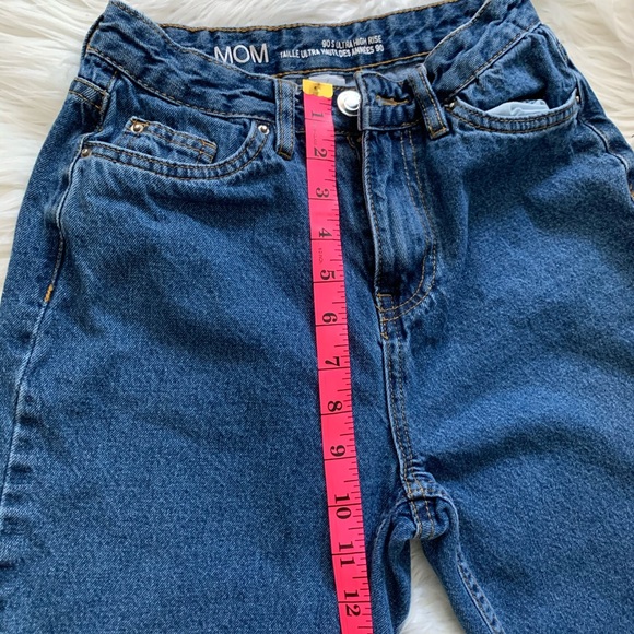 High Rise Mom Fit Jeans - Picture 6 of 6